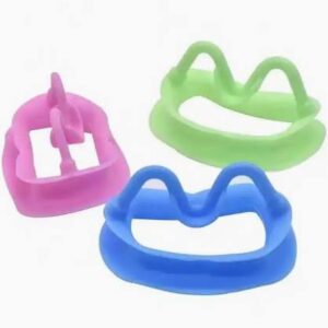 Cheek Retractor
